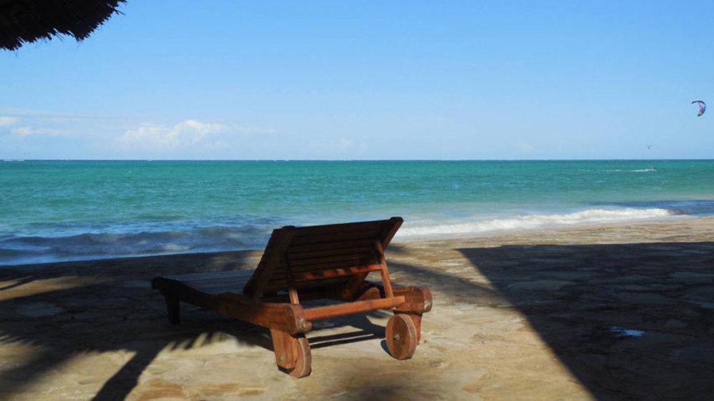 Pili Pili Ocean Blue Hotel Paje Bagian luar foto