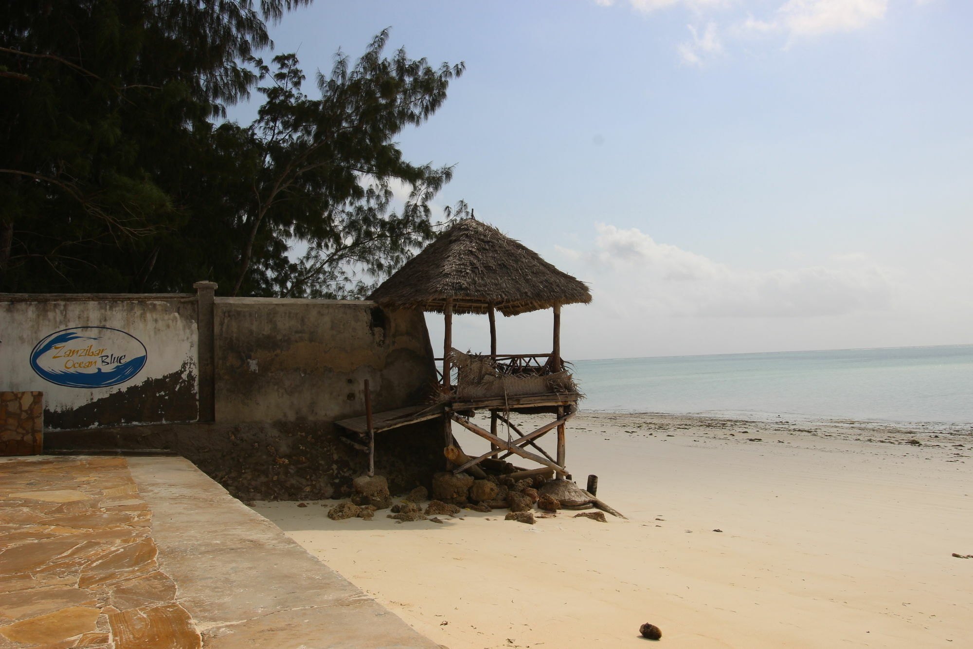 Pili Pili Ocean Blue Hotel Paje Bagian luar foto